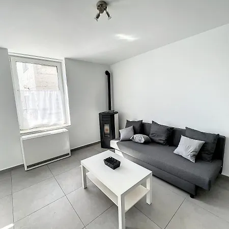 18 Brussels-charleroi-airport * Charleroi