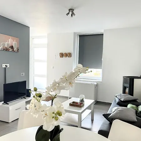 18 Brussels-charleroi-airport *