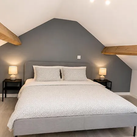 18 Brussels-charleroi-airport *